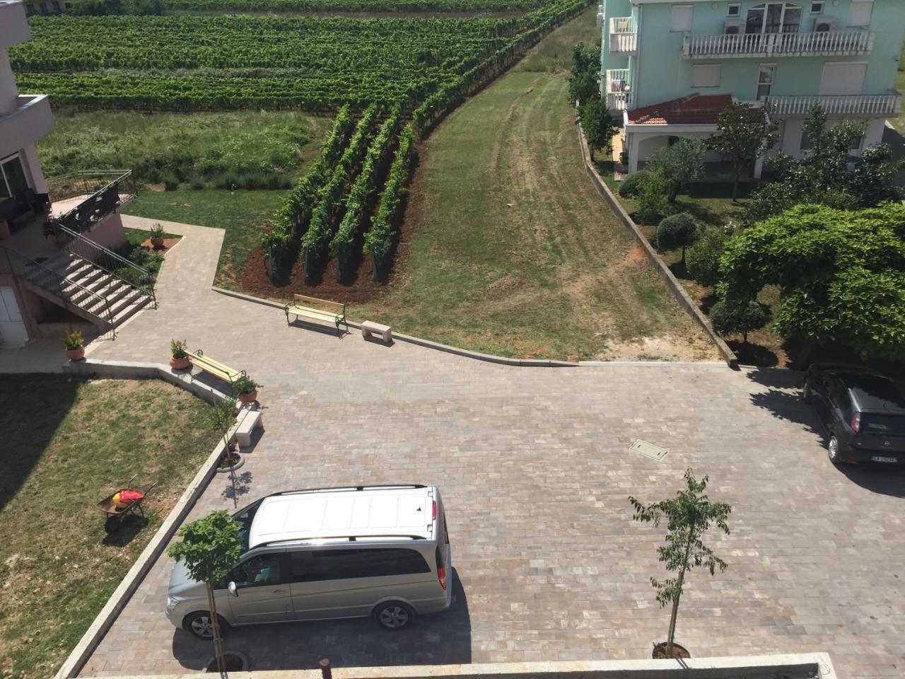 Međugorje Hotel Ivankovic מראה חיצוני תמונה